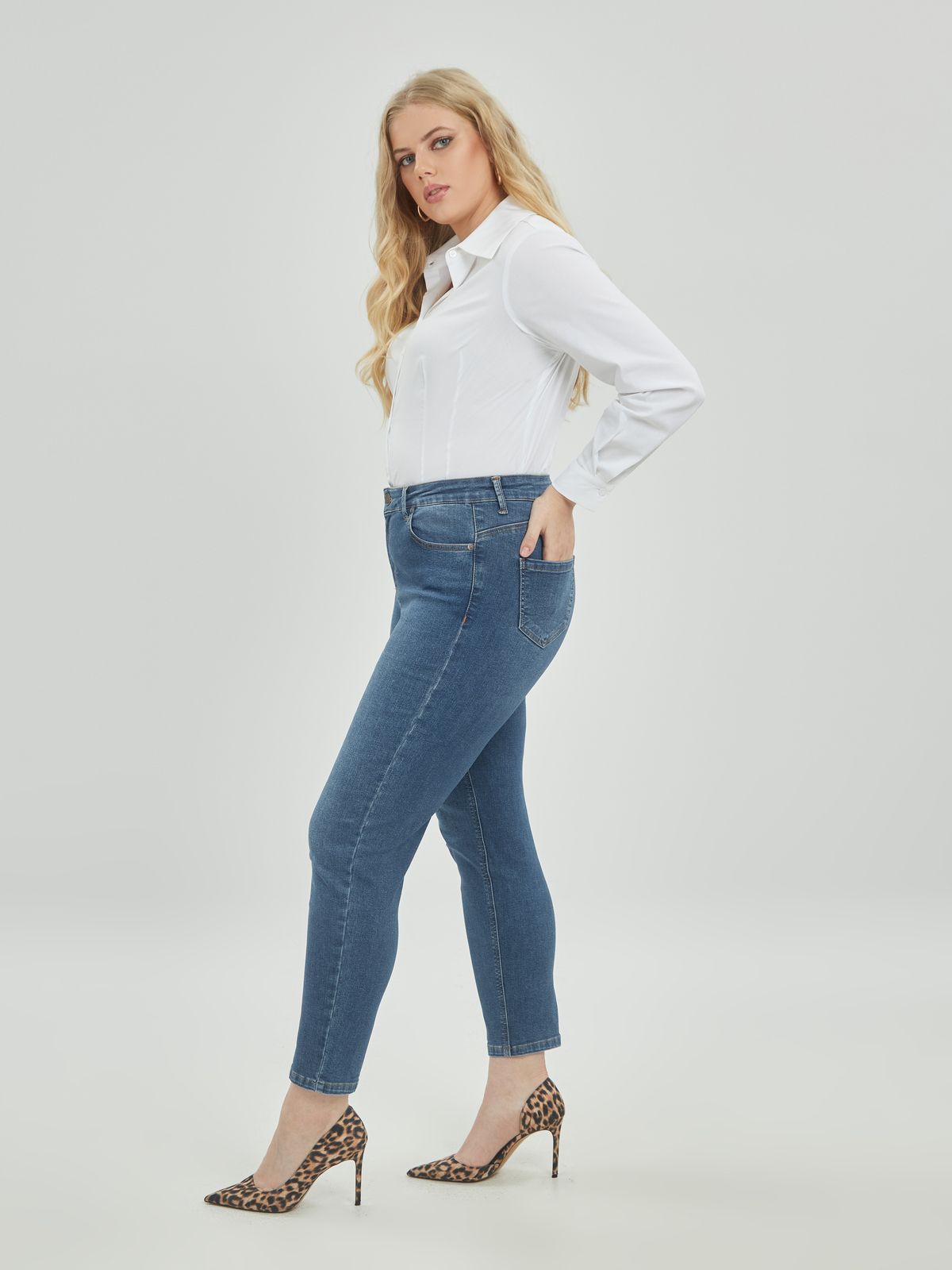 Cigarette basic jeans