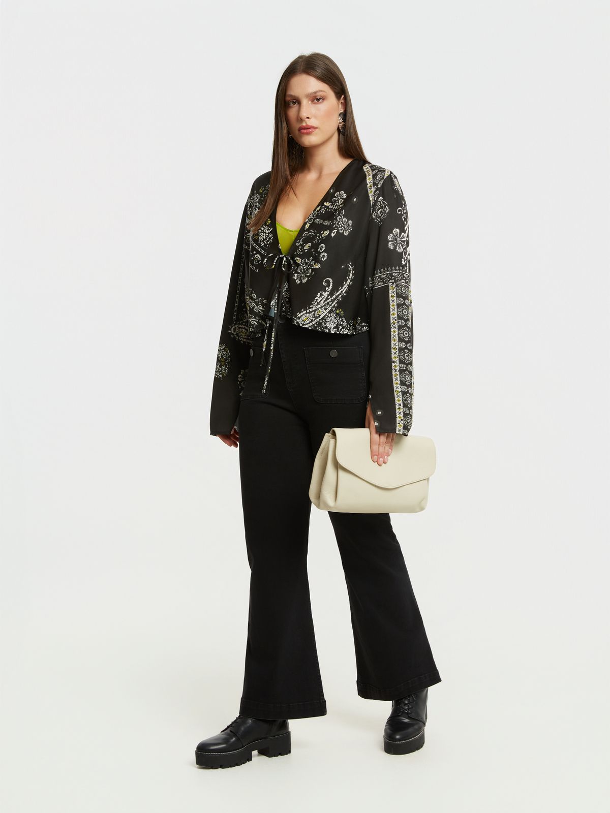 Printed cropped tie blouse