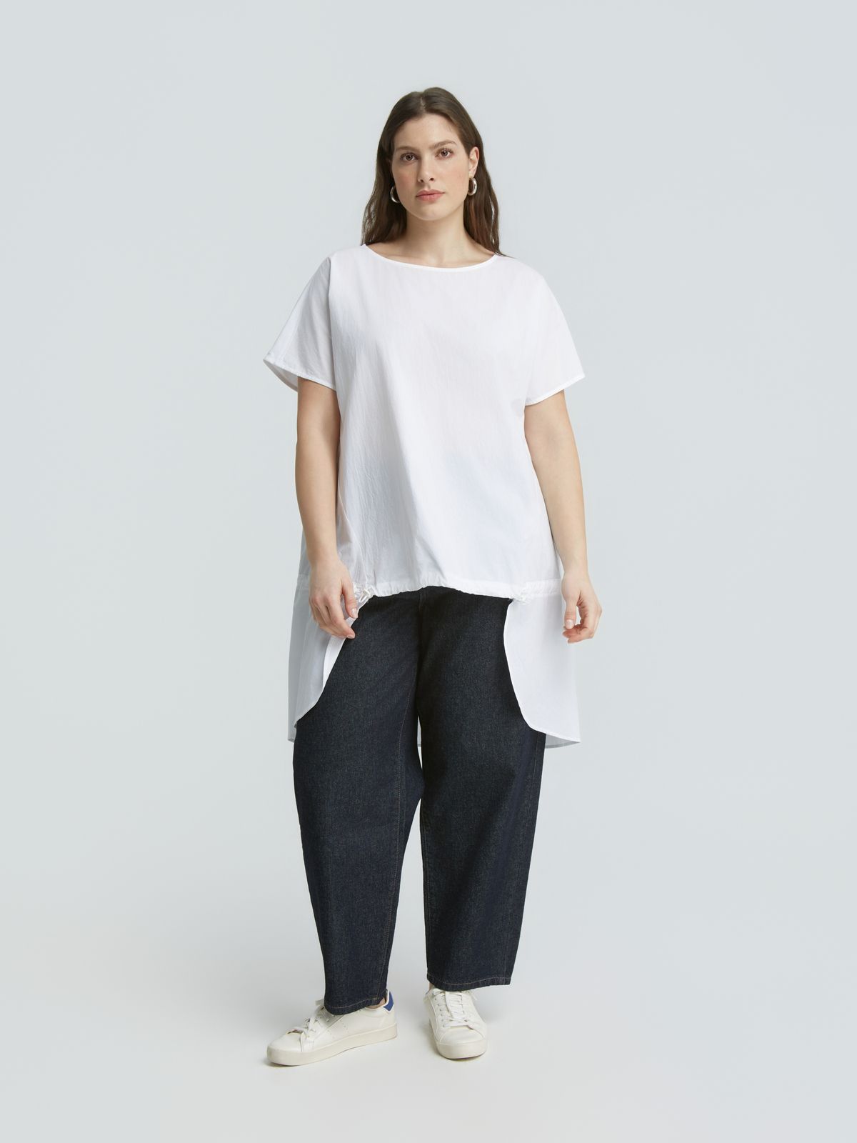 Short-sleeve cotton & poplin T-shirt with dipped back hem and front drawstring