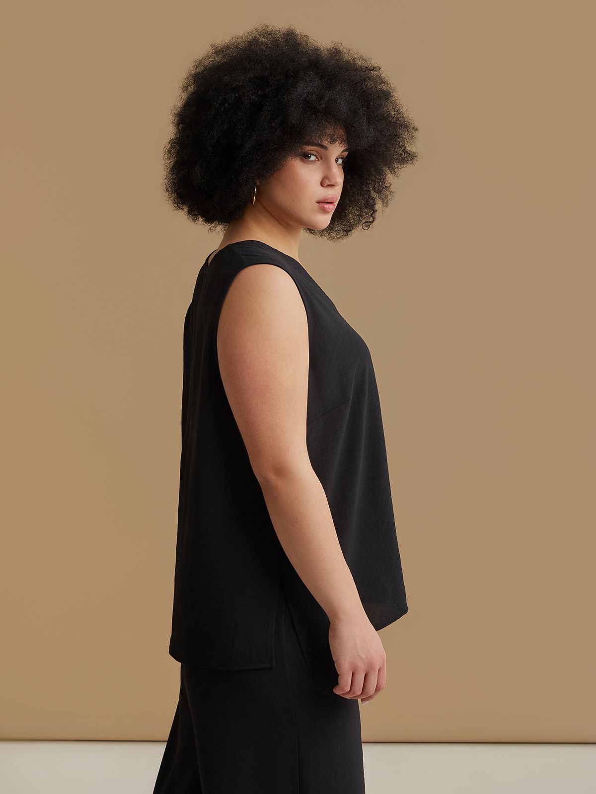 Airwashed crepe sleeveless top