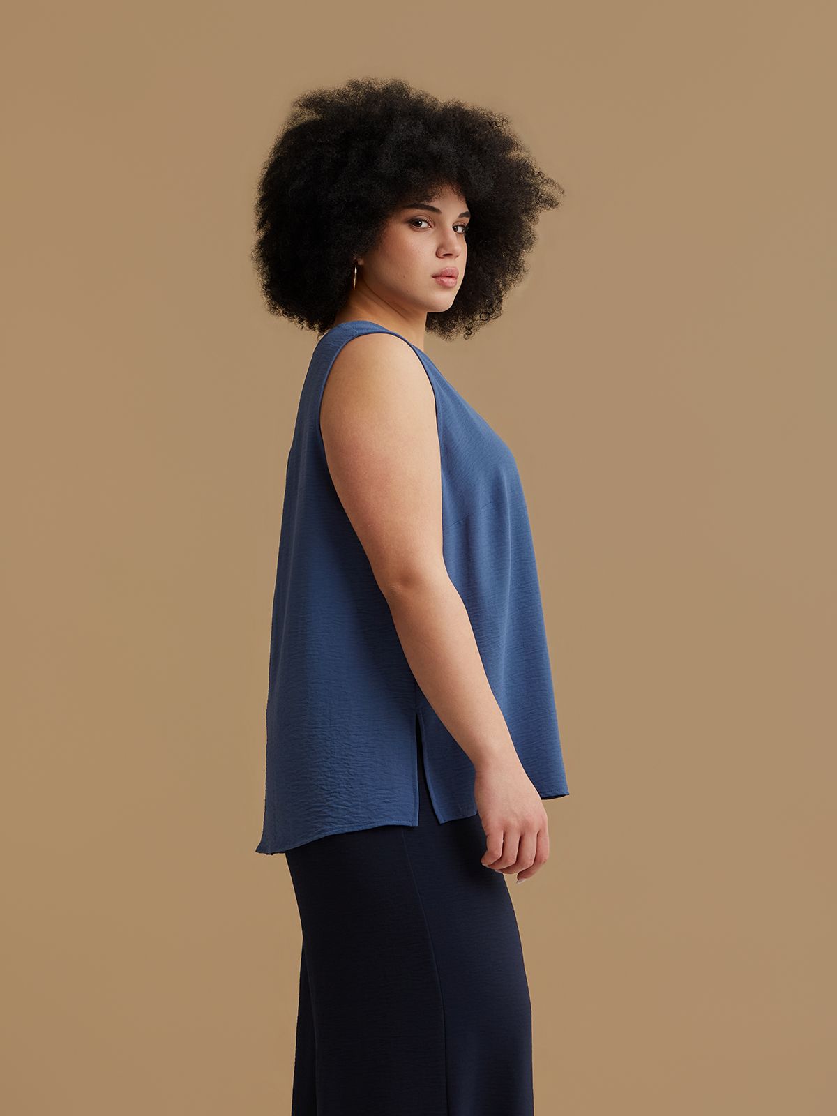 Airwashed crepe sleeveless top