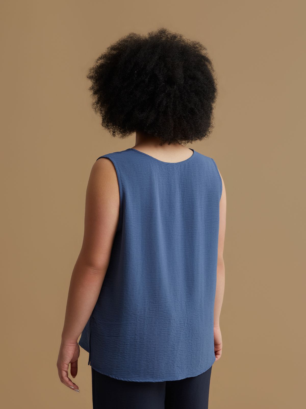 Airwashed crepe sleeveless top