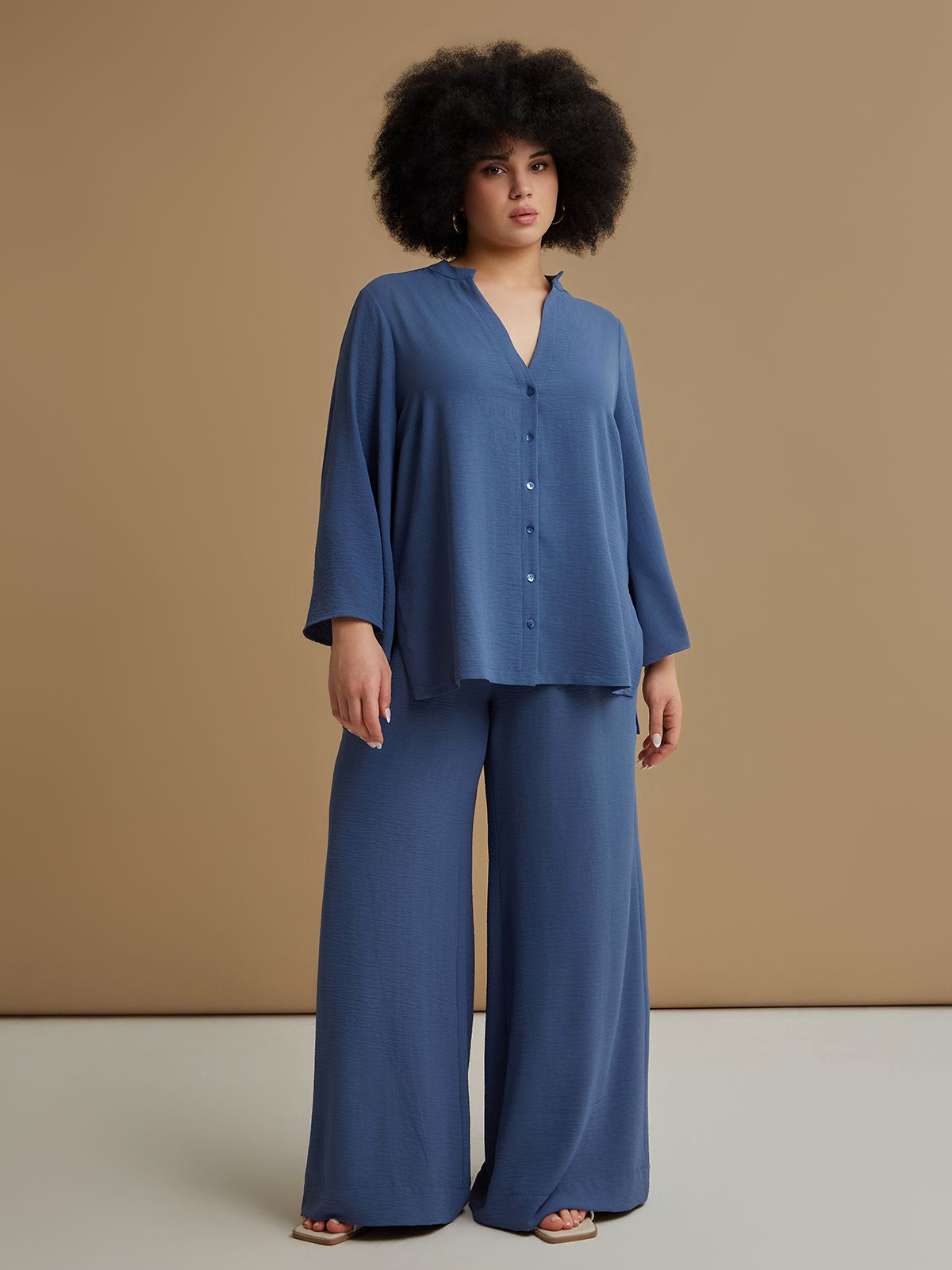 Mat Fashion Πουκάμισο κρεπ airwashed με V-λαιμόκοψη Μπλε