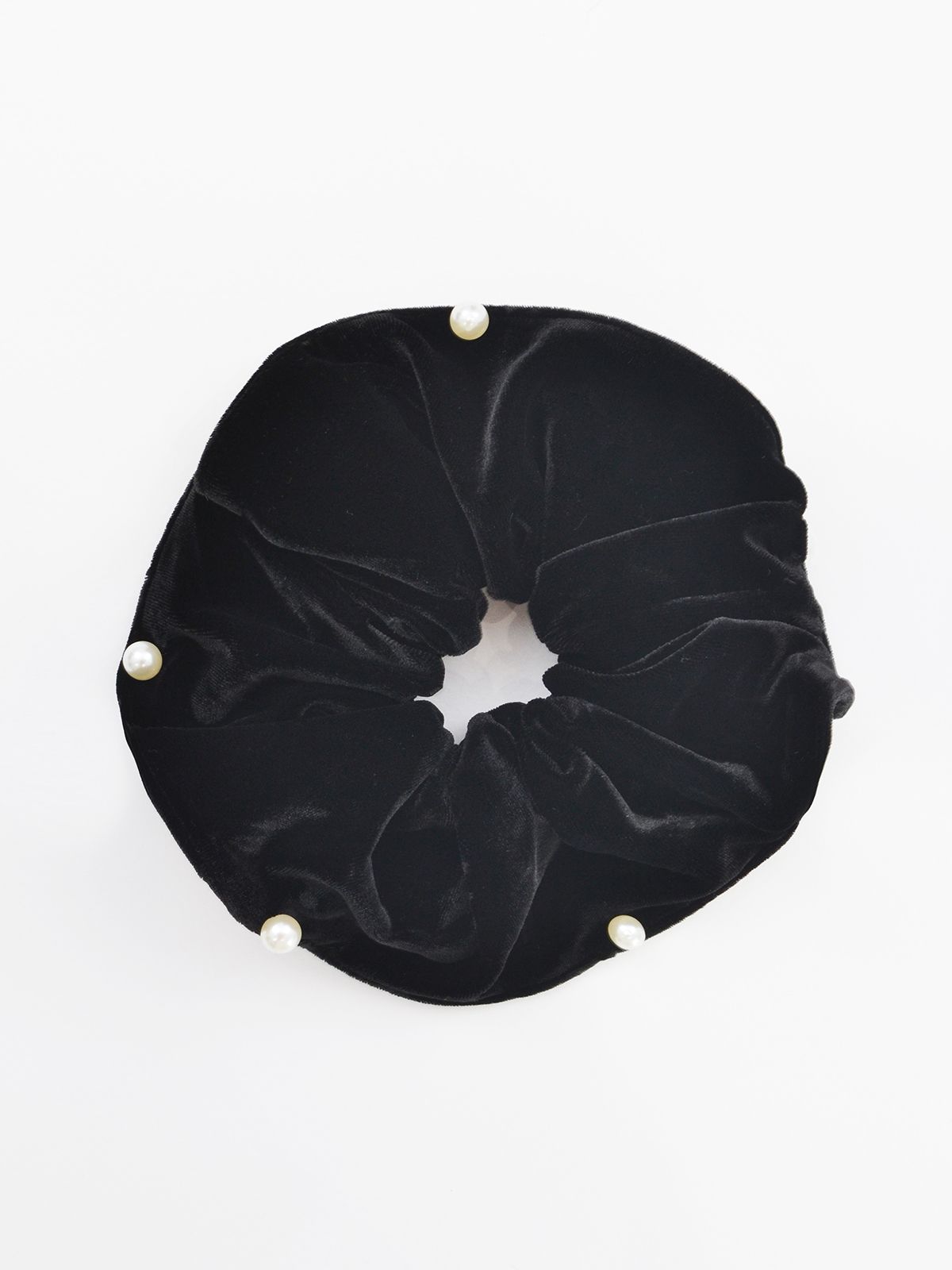 Mat Fashion Scrunchie βελούδινο με πέρλες Μαυρο