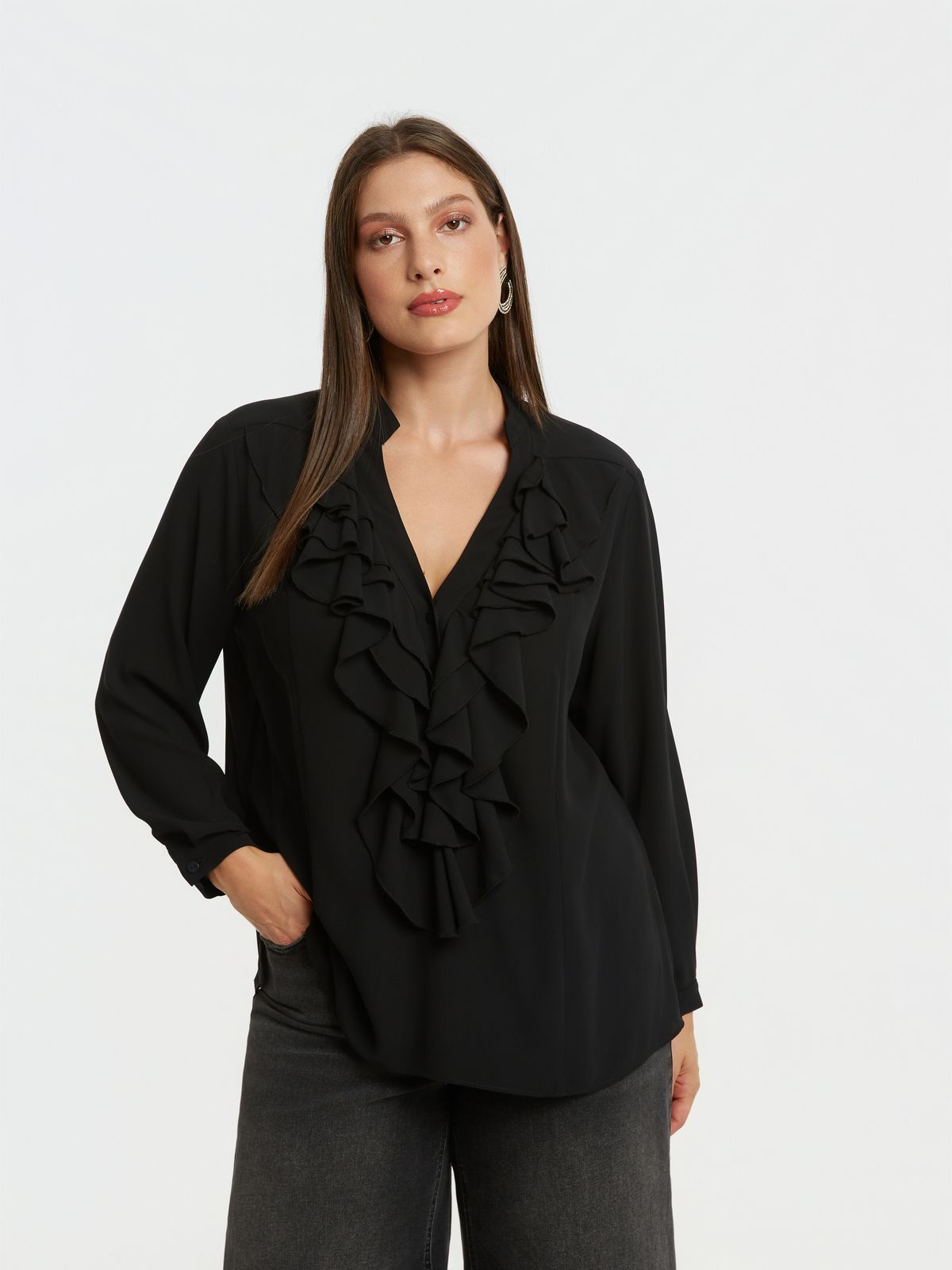 Balloon-sleeve ruffle front blouse