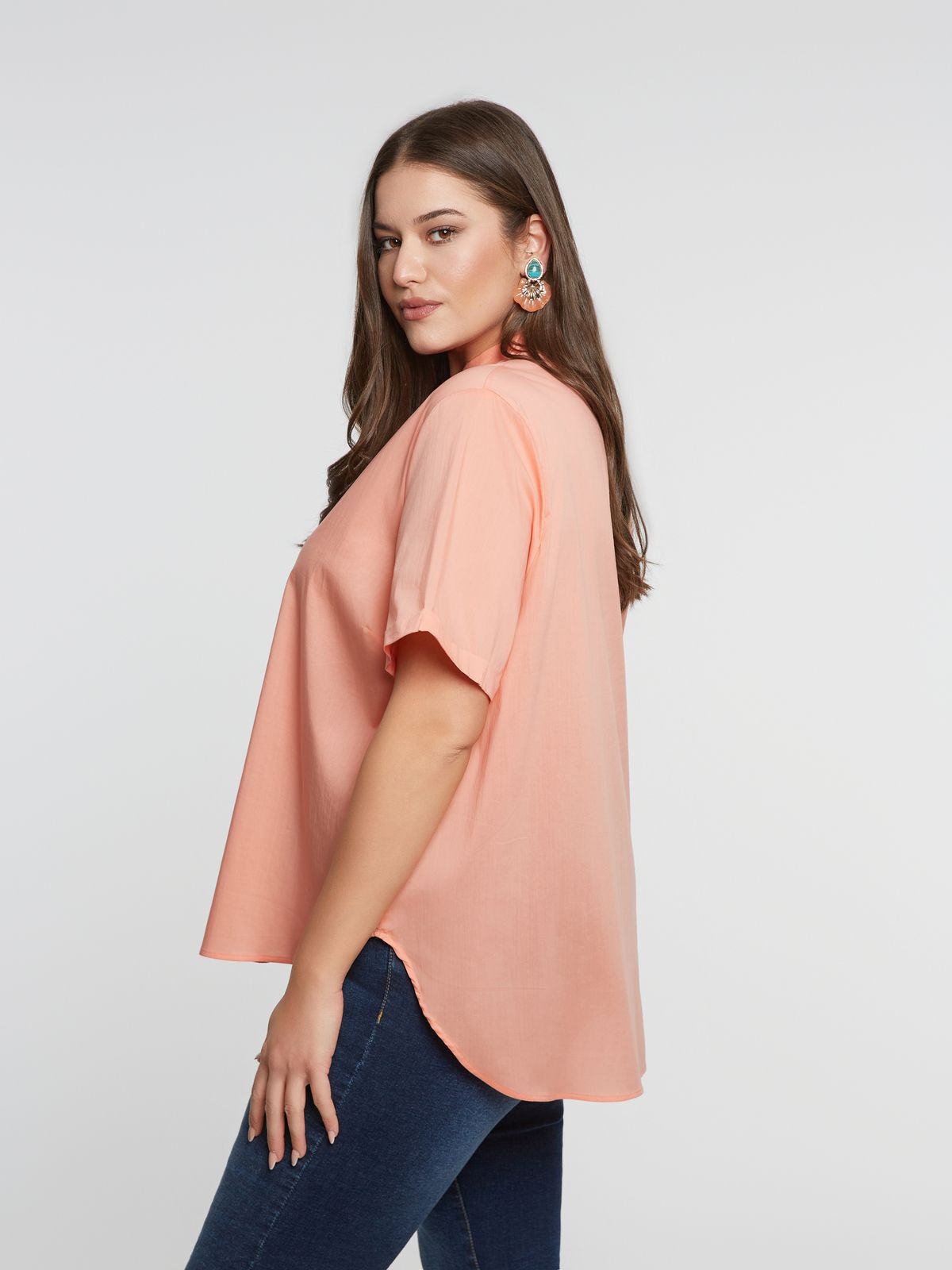 Basic cotton-blend blouse with V-notch neckline