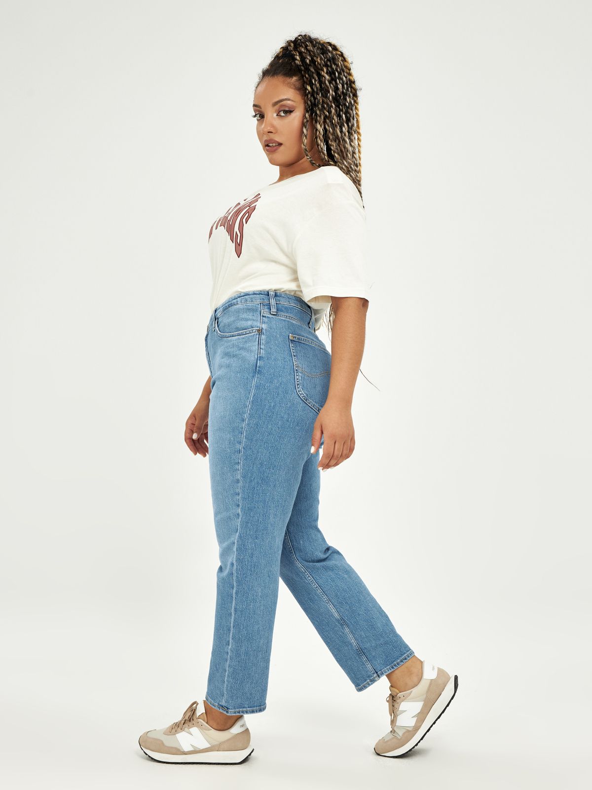 Carol Rocky Blue Straight Jeans