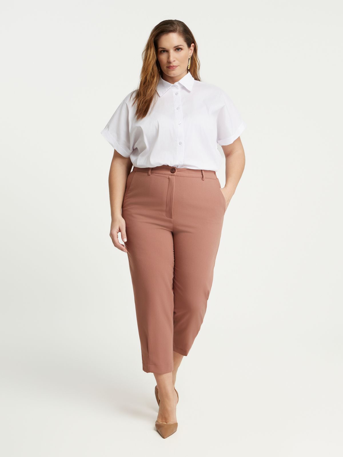Carrot-fit tailored pants with front crease
