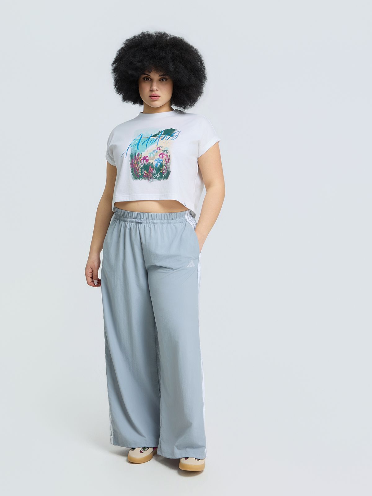 Essentials 3-Stripes Lifestyle Woven Parachute Pants