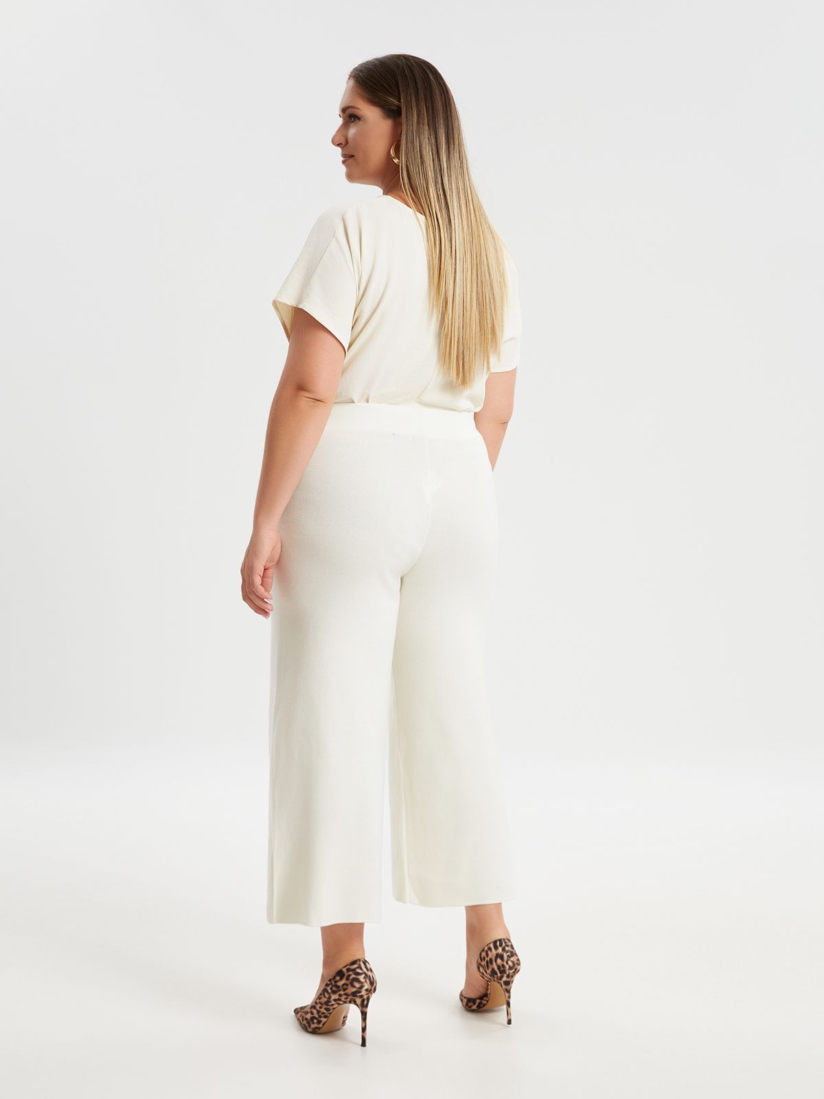 Fine knit culotte trousers