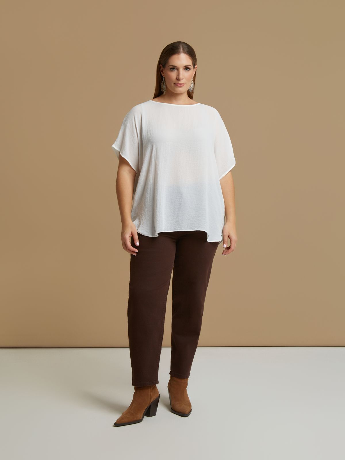 Crepe essential boat-neck top