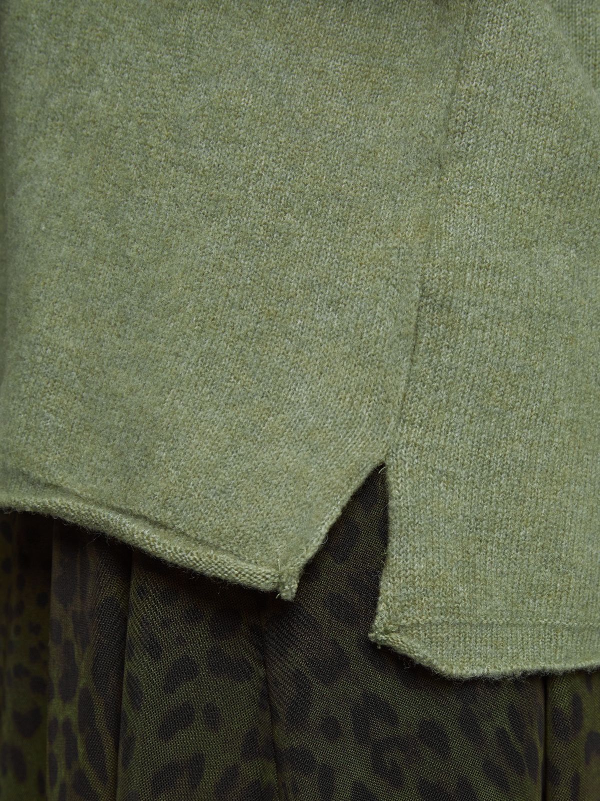 Relaxed fit knit sweater with V-neckline