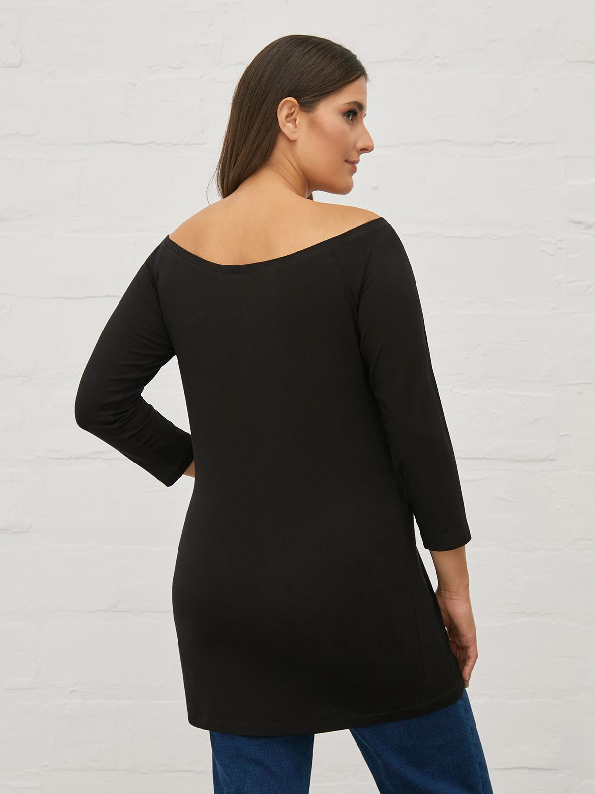 Basic off-shoulder long top
