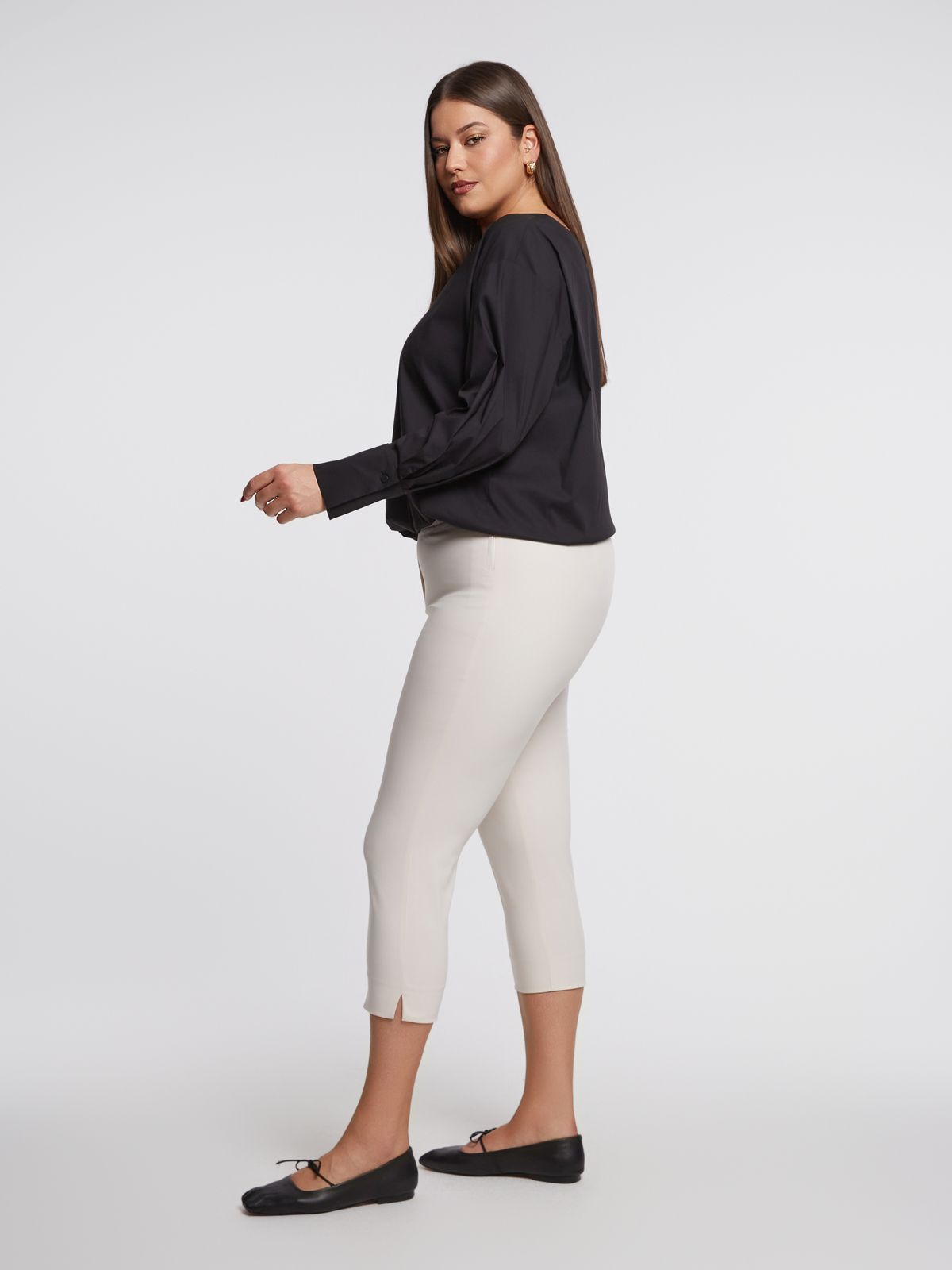 Basic cotton capri pants