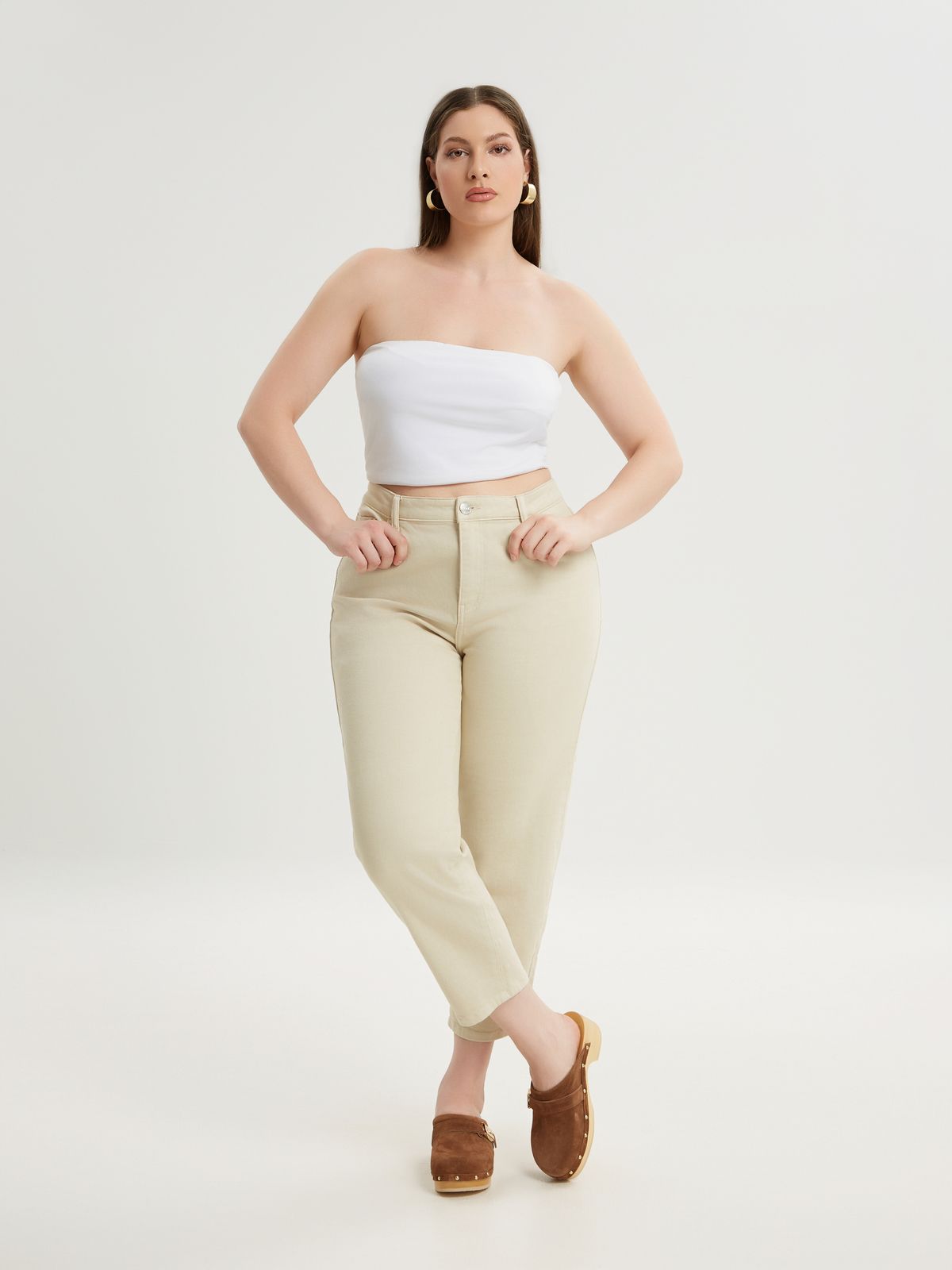 High-rise mom fit cotton jeans