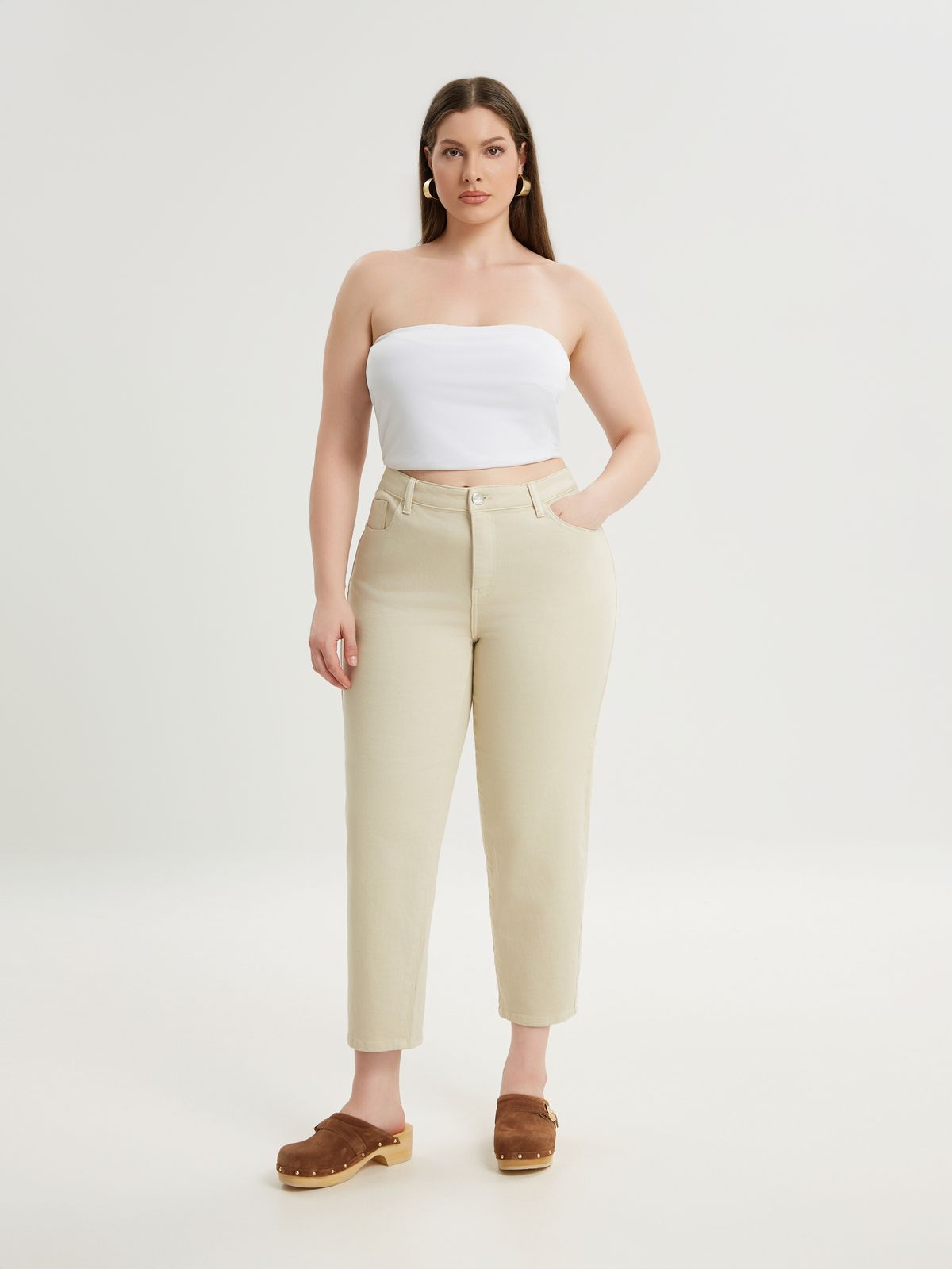 High-rise mom fit cotton jeans