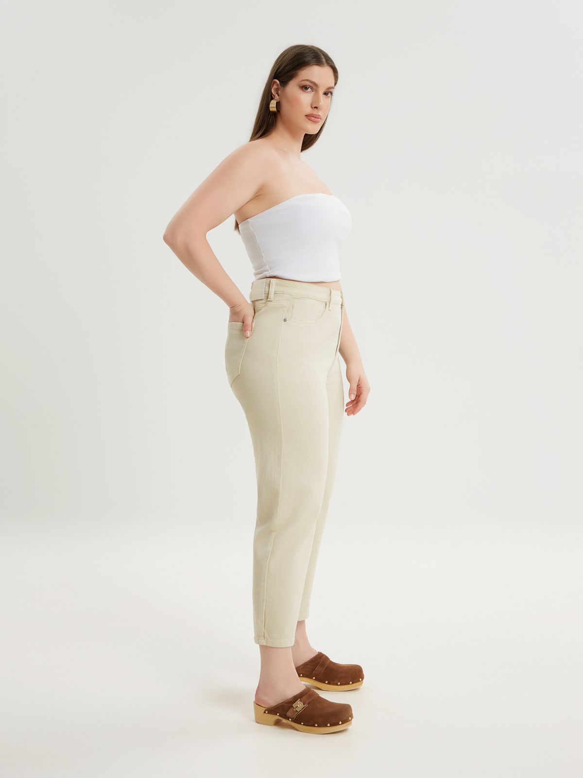 High-rise mom fit cotton jeans