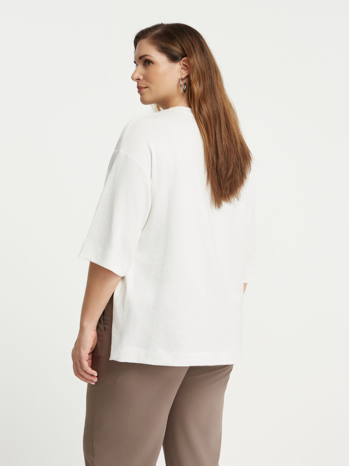 Relaxed fit sweatshirt with split hem