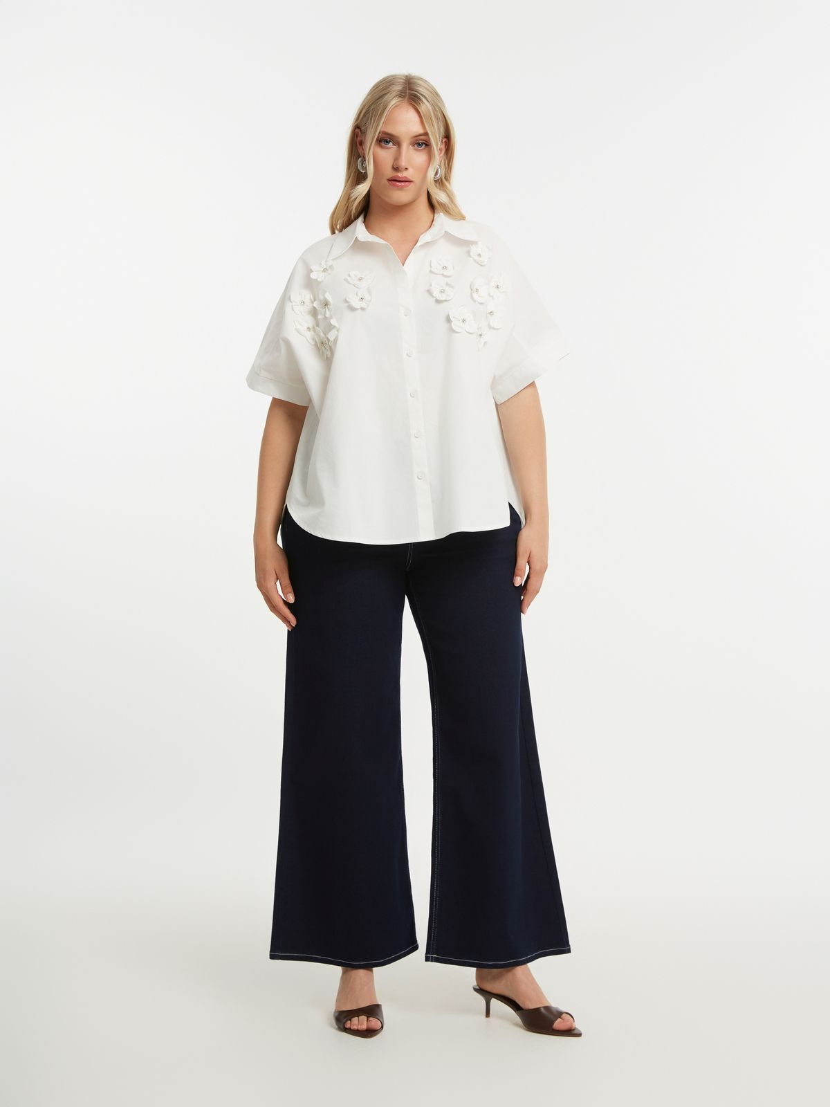 Short-sleeve embroidered cotton shirt with cutwork details