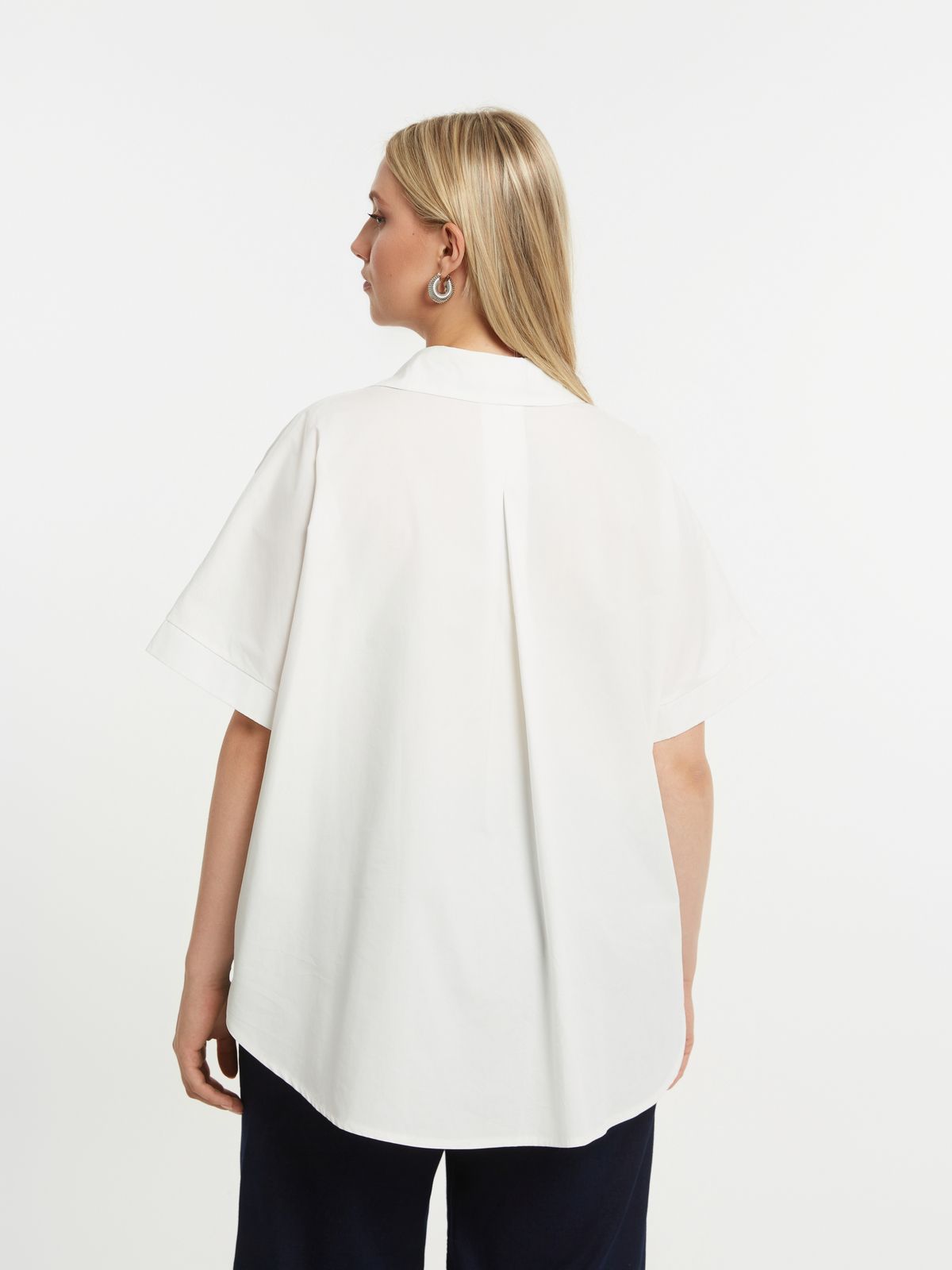 Short-sleeve embroidered cotton shirt with cutwork details