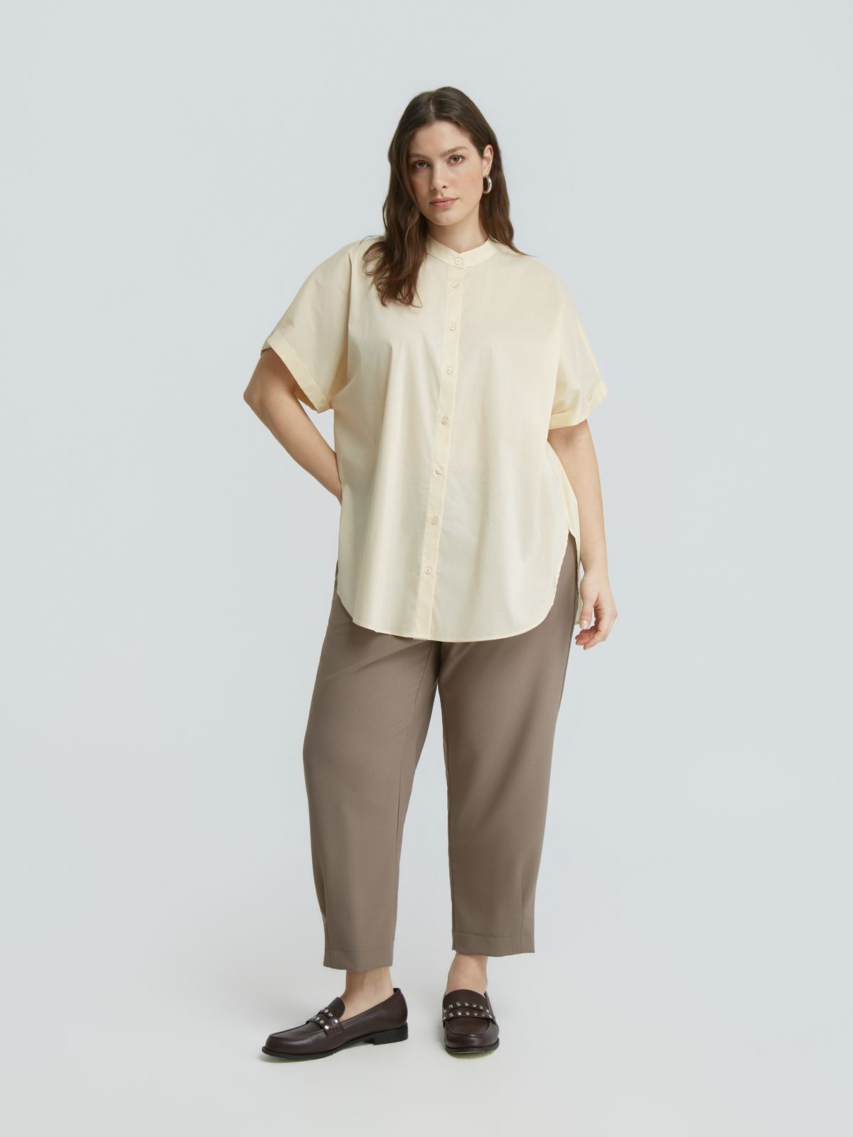 Short-sleeve shirt with 