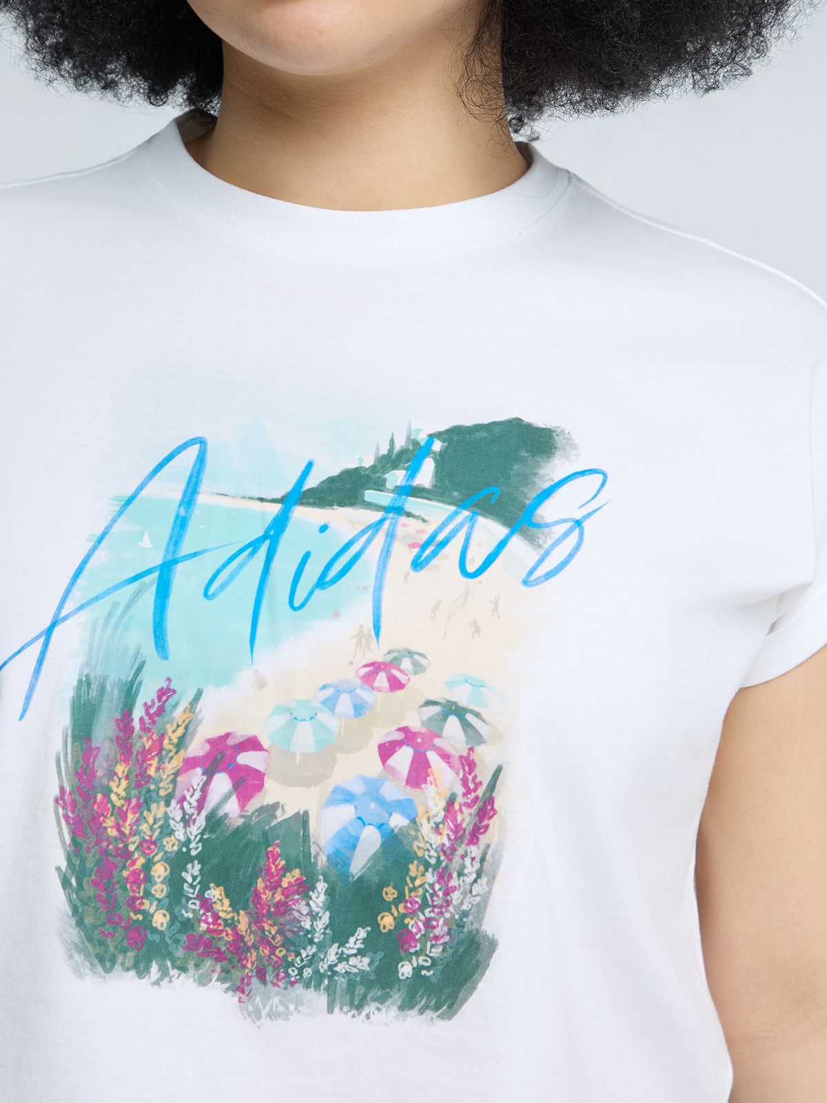 Summer Romance Graphic T-shirt
